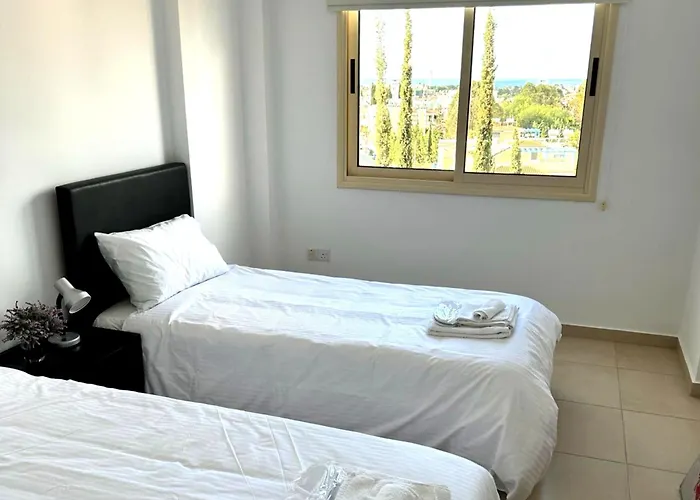 Elysia Park - 2 Bed Seaview Апартаменты *