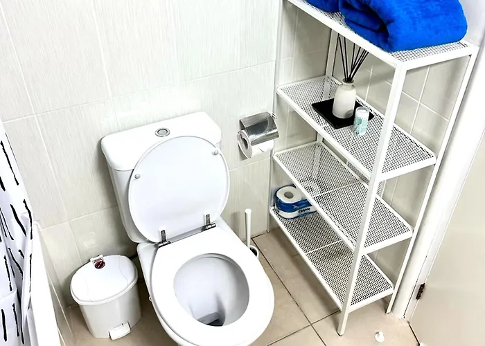 Elysia Park - 2 Bed Seaview * Пафос