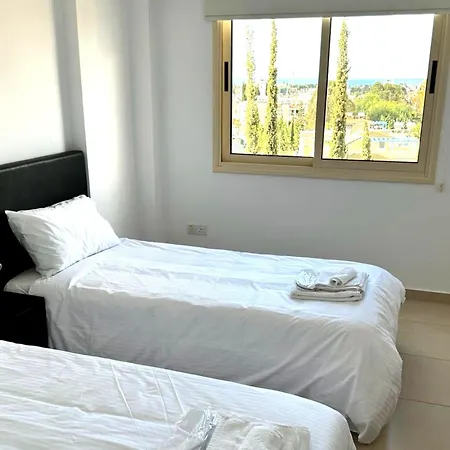 Elysia Park - 2 Bed Seaview Apartment *